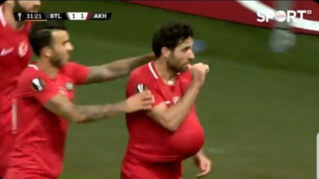 ONUR AYIK AKHİSARSPOR TARİHİNE GEÇTİ!