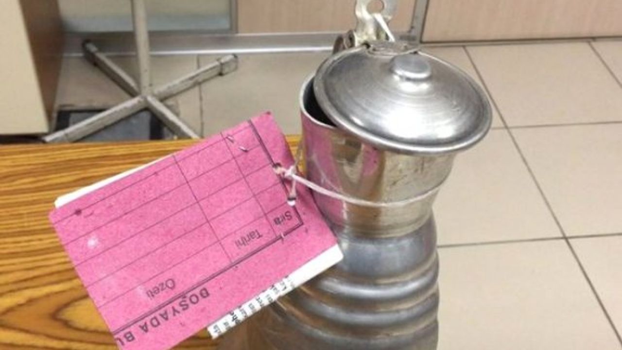 Patronun duş almayan çalışanının kafasına vurduğu güğüm silah sayıldı