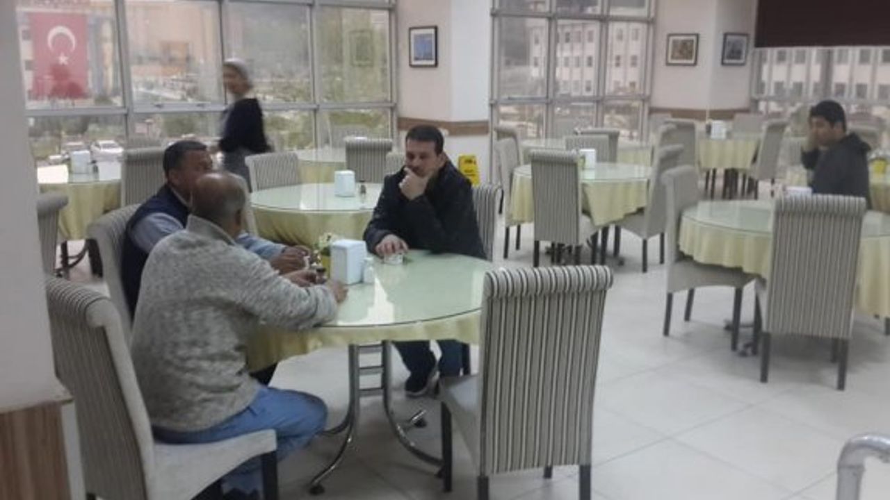 MANİSA CBÜ HASTANESİ YEMEKHANESİNDE YEMEK YOK İDDİASI