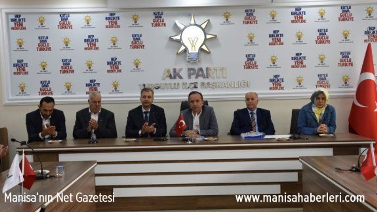 AK Parti MKYK Üyesi Ahmet Sami Ceylan Manisa'da konuştu