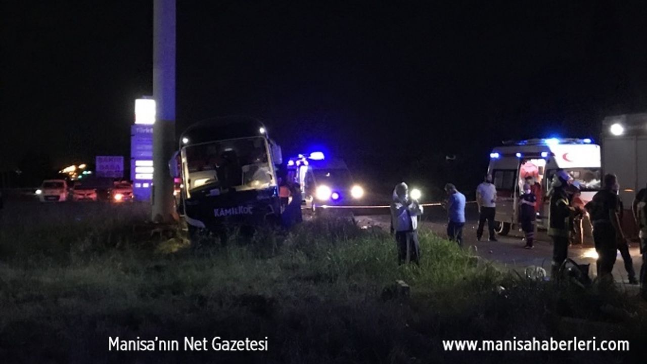 MANİSA'DA OTOBÜS KAZASI: 2 ÖLÜ 2 YARALI