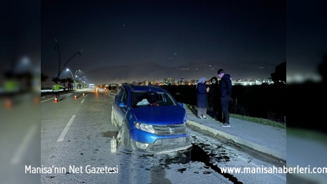 İki otomobilin çarpıştığı kazada 3 kişi yaralandı