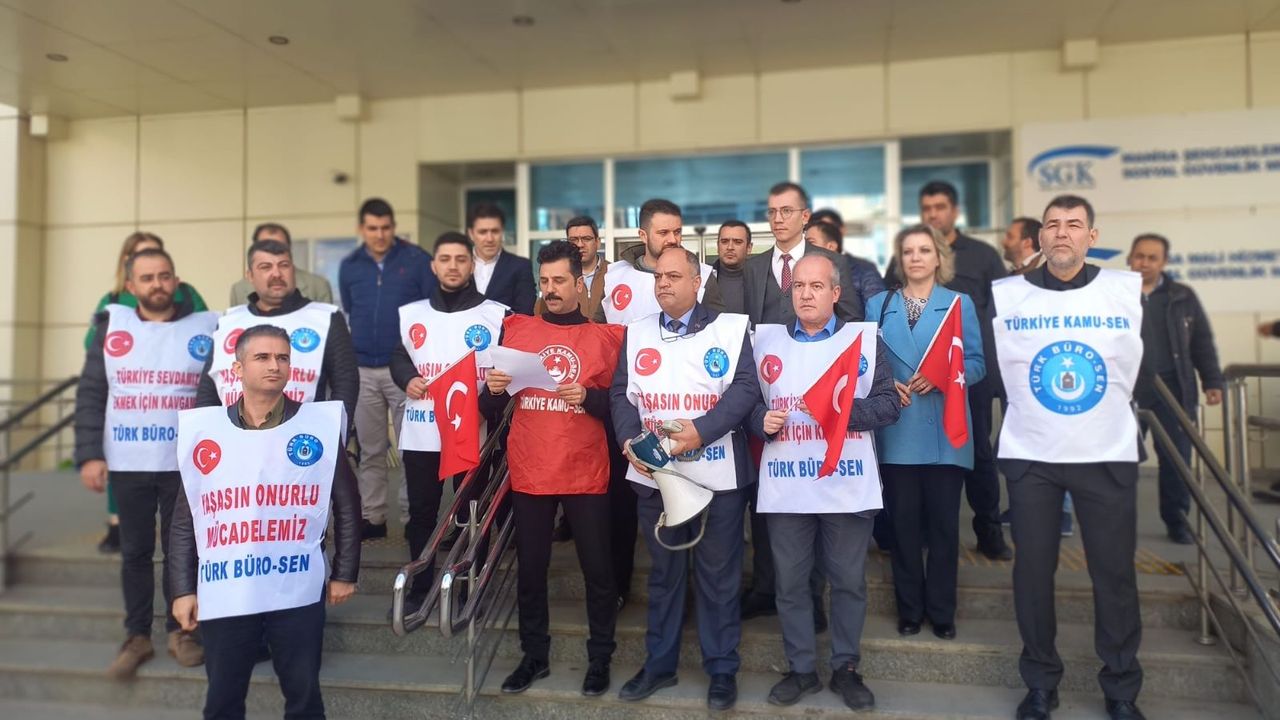 Türk Büro-Sen’den SGK çalışanlarına destek 
