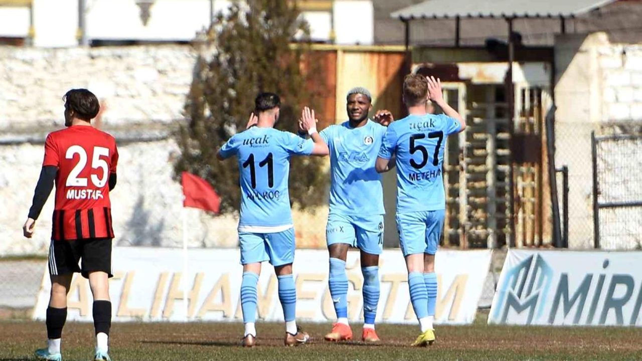 Manisa FK, Çaykur Rizespor hazırlıklarına başladı