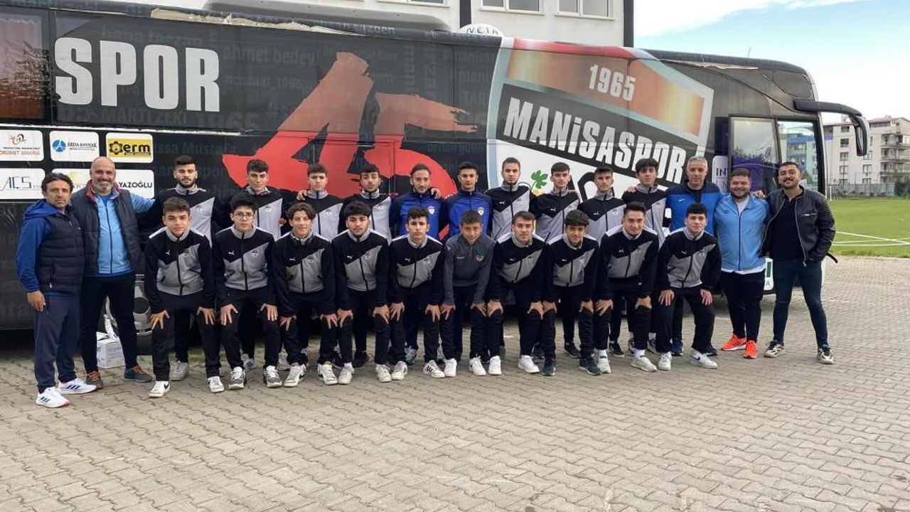 Manisaspor U18 Takımı, Denizli'ye gitti