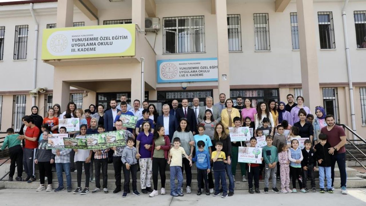 Başkan Çerçi özel öğrencilerle fidan dikti