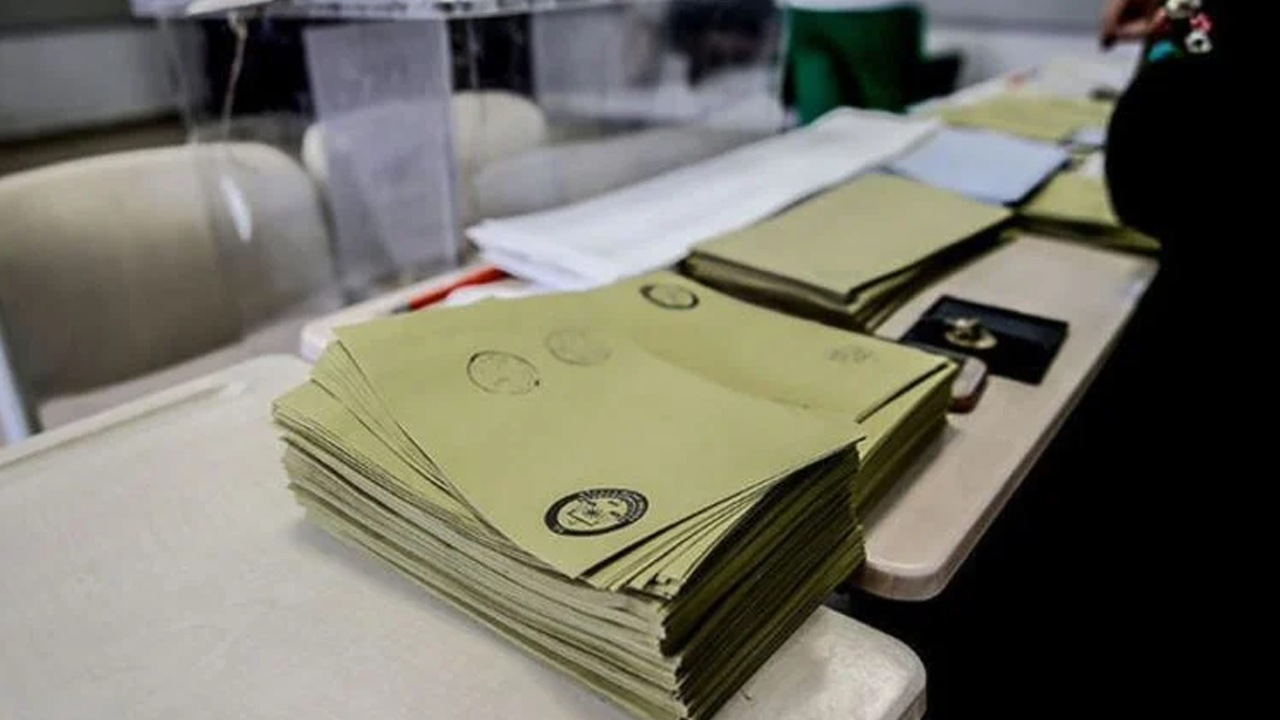 Manisa'da oy kullanacak seçmen sayısı arttı