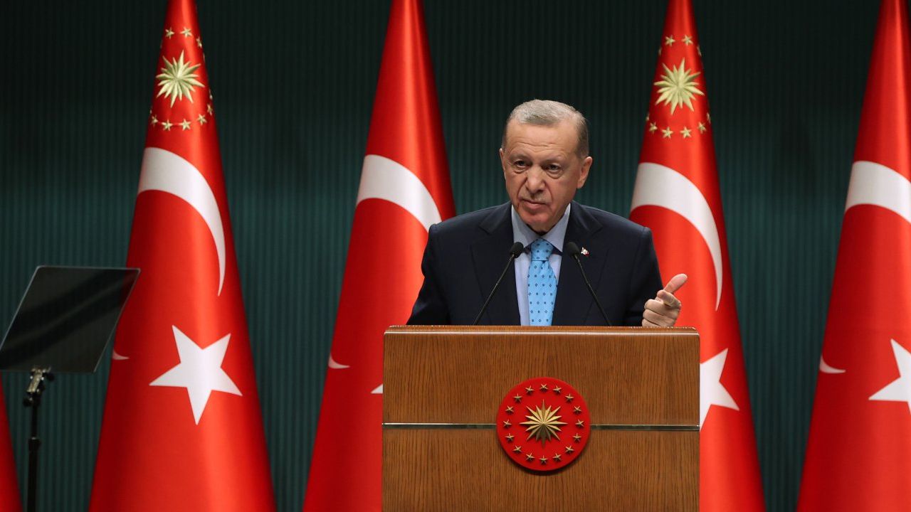Cumhurbaşkanı Erdoğan: Şimdi milletin iradesini son ana kadar koruma vakti