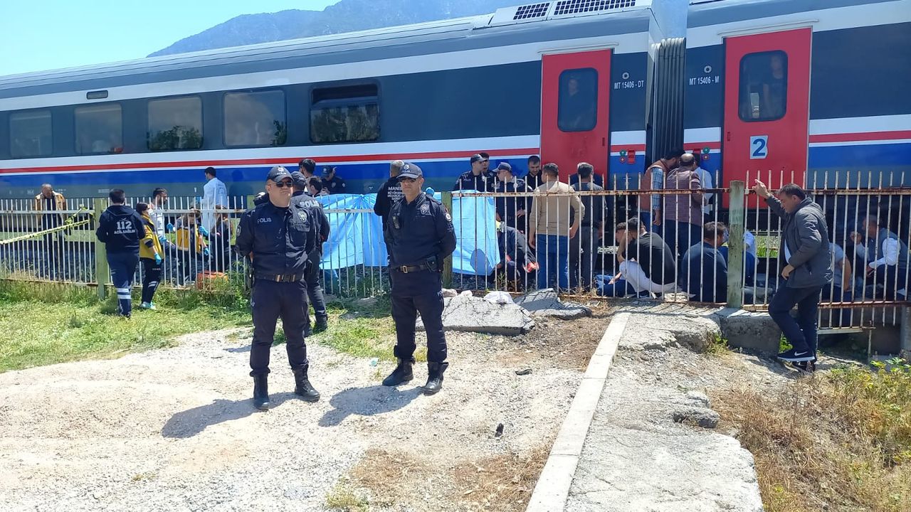 Manisa'da tren kazası: 1 ölü!