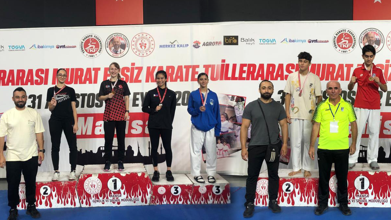 Manisa BBSK Karate Takımı'ndan 11 madalya 