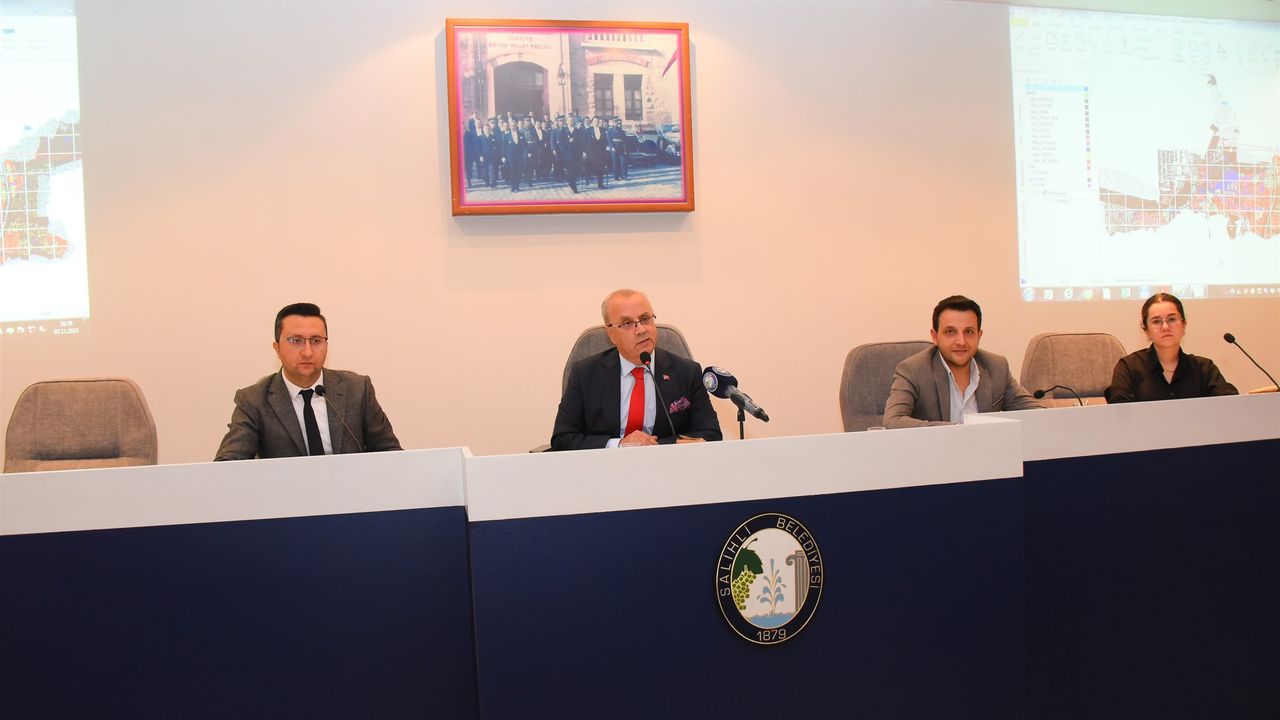 Salihli Belediye meclisi 8 maddeyi karara bağladı