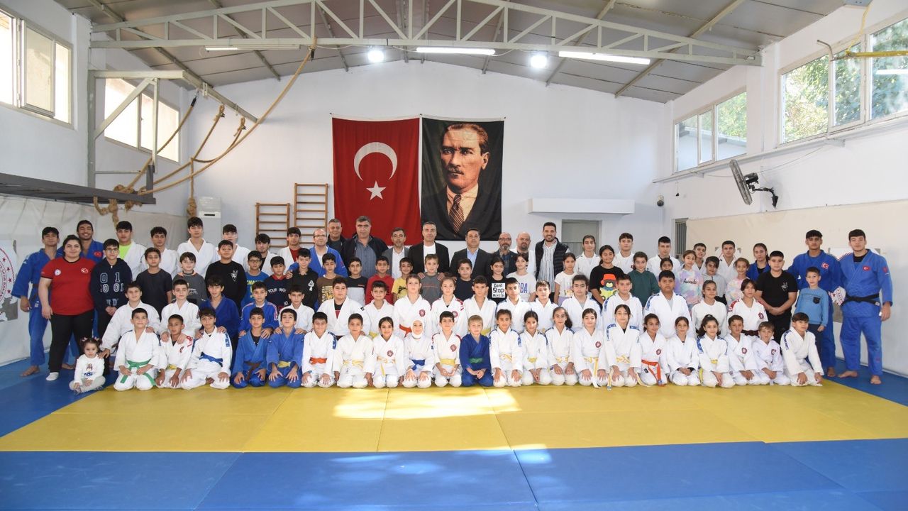 Manisa BBSK’nın judocuları başarılarıyla dikkat çekiyor