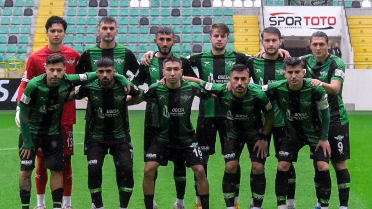 Akhisarspor kendi evinde Fatsa Belediyespor'a 1-0 yenildi