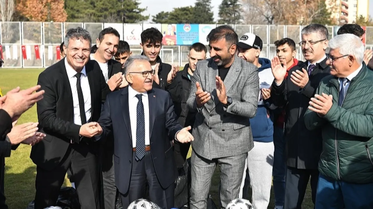 Kayseri Büyükşehir'den amatör spor kulüplerine destek