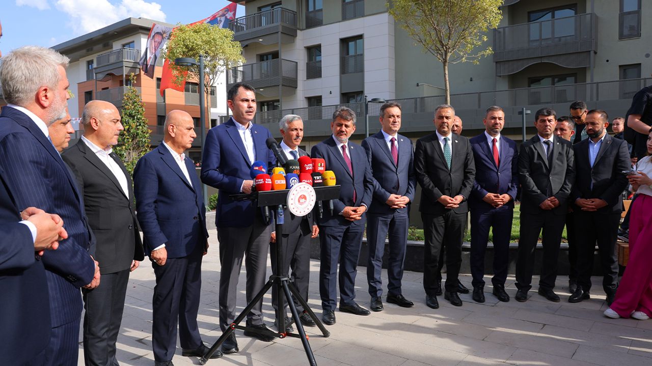 Bakan Kurum duyurdu: Depremzedeler yıl sonunda evlerine kavuşacak!