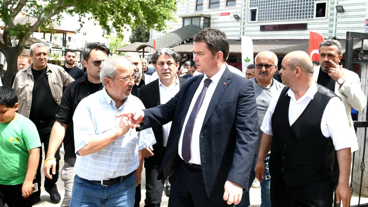 Bursa Osmangazi'de Başkan Aydın Güneştepe sakinleriyle buluştu