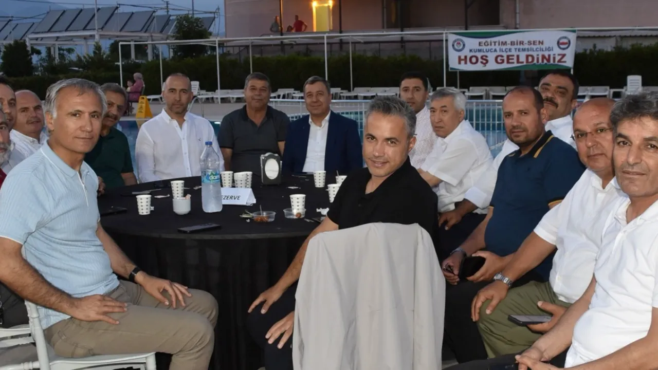 Eğitim-Bir-Sen Kumluca’da geleneksel yıl sonu buluşması
