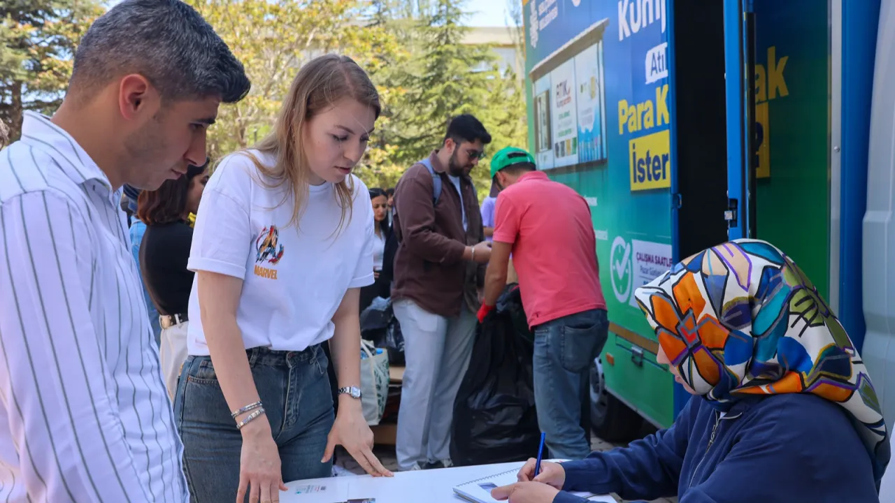 Konyalı öğrenciler “Daha Yeşil Bir Gelecek” için yarıştı