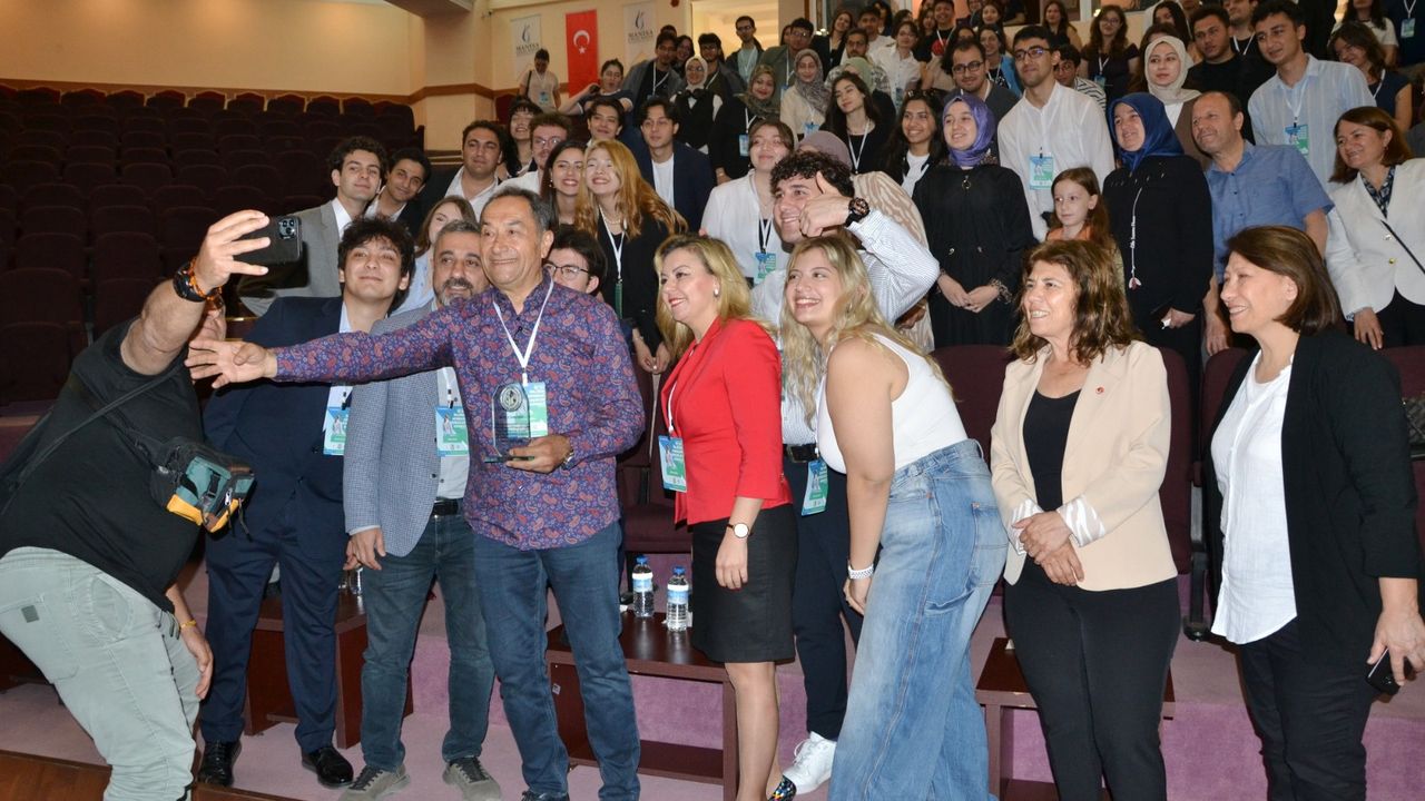 “Beyaz Önlüğün Ardındaki Gerçekler Ulusal Kongresi” gerçekleşti