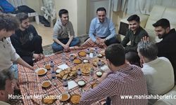 Murat Baybatur öğrenci evine misafir oldu, iftar yaptı