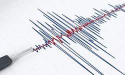 Ege Denizi'nde deprem: İzmir'de hissedildi!