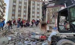 Malatya'da 6 katlı bina çöktü!