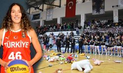Milli basketbolcu Nilay Aydoğan, Turgutlu'daki maçta anıldı