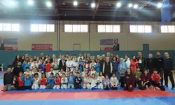  Manisa BBSK'lı karatecilerden 65 madalya