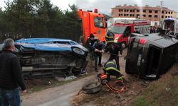 Eskişehir'de zincirleme trafik kazası: 12'si asker 14 yaralı