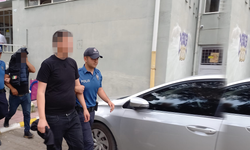 Manisa'da ehliyet sınavına kopya düzeneğiyle girmek isteyen 4 kişi yakalandı!