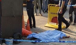 İzmir'de kan donduran cinayet: Boğazından bıçaklandı!