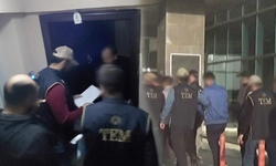  Manisa'da FETÖ'nün mahrem yapılanmasına operasyon: 15 gözaltı!