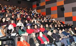 Alaşehir'de 'Atatürk' filmine büyük ilgi