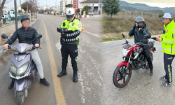 Manisa'da motosikletlere sıkı denetim!  Sürücülere ceza yağdı