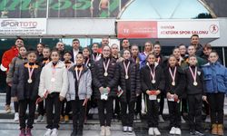 Spor İl Müdürü Öztürk'ten Manisalı şampiyon sporculara tebrik