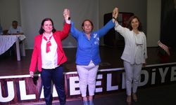 17 yıllık Kadın Kolları Başkanı Esen Çınar, güven tazeledi