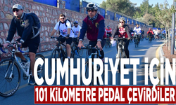 Cumhuriyet için 101 kilometre pedal çevirdiler