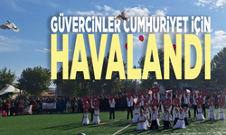 Güvercinler cumhuriyet için havalandı