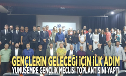 Gençlerin geleceği için ilk adım: Yunusemre Gençlik Meclisi toplantısını yaptı