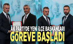 AK Parti'de yeni ilçe başkanları göreve başladı