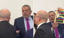 Meclis'te Mehmet Şimşek'e abaküsle şok!