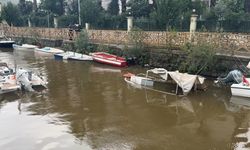 Marmaris’te  balıkçı tekneleri batmaya başladı