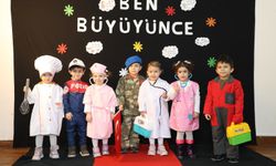 Manisalı minikler hayallerindeki mesleklerin kıyafetlerini giydi