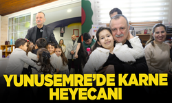 Yunusemre'nin minikleri ilk kez karne heyecanı yaşadı