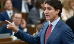 Kanada Başbakanı Justin Trudeau görevinden istifa etti