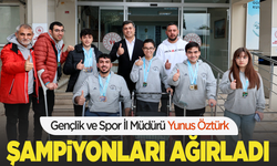 Gençlik ve Spor İl Müdürü Öztürk, Şampiyon yüzücüleri ağırladı