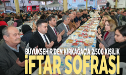 Büyükşehir'den Kırkağaç'a 2.500 kişilik iftar sofrası