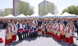 Memduh Büyükkılıç'tan 23 Nisan sürprizi