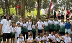 Manisa BBSK'den İzmir’de kupa yağmuru