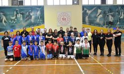 Yunusemreli badmintonculardan büyük başarı